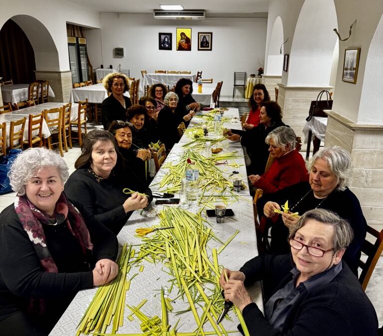 Ετοιμασία βαΐων απο της κυρίες της ενορίας μας 08-04-2025